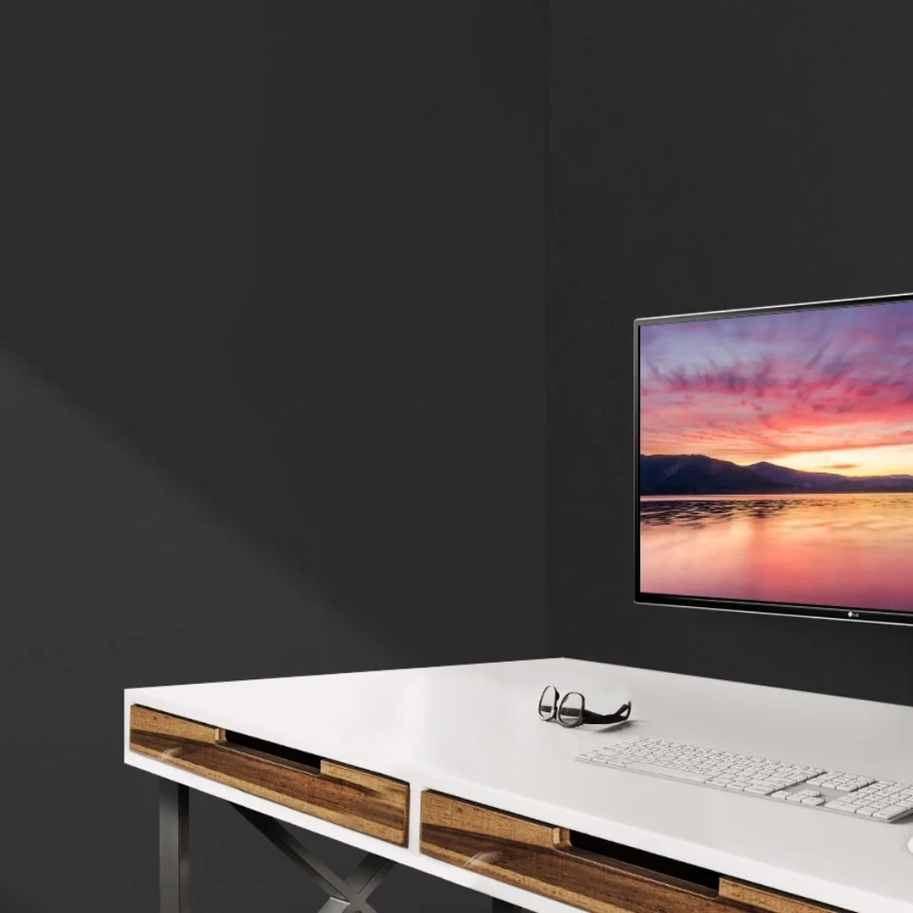 32'' Class QHD LED IPS Monitor with Radeon FreeSync™ (31.5'' Diagonal) - Picture 2 of 2